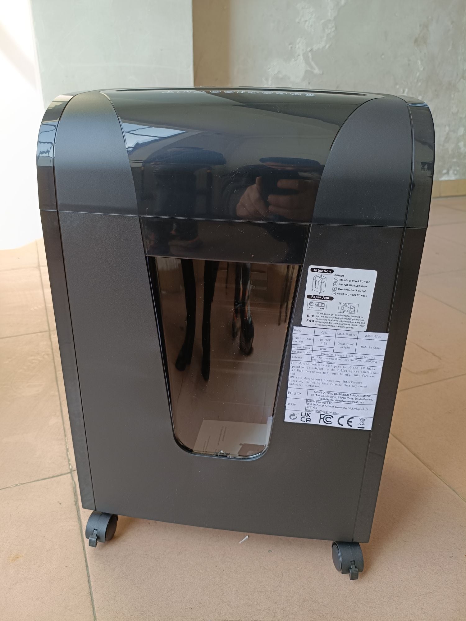 Woolsche Paper Shredder, 18-Sheet Cross Cut with 18 Liters Pull Out Bin, P-4 Security Level, Shred Paper and Credit Card, Durable&Fast with Auto Jam Proof System Shredder for Office - Cool Brand Designs